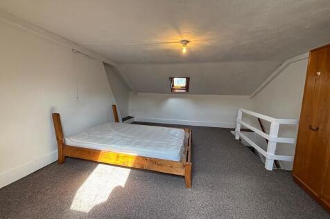 Earle Street, Yeovil photo 3