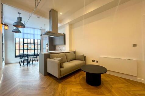 Lounge pic 2.jpeg
