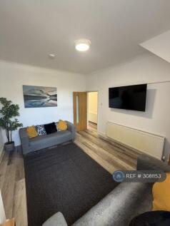 1-bed house on Southport Road, Ormskirk, L39, £585/mo