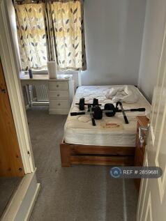 Small Double Bedroom
