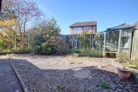 Conifer Close (21).jpg