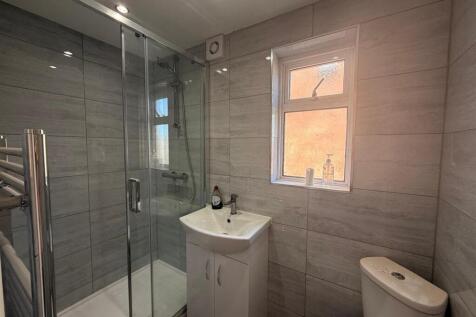 bathroom prem.jpeg