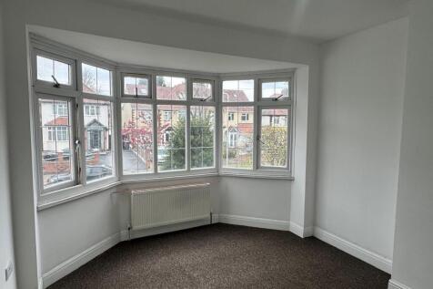 23 Sutherland Road, Wolverhampton, West Midlands, WV4 5AR photo 3