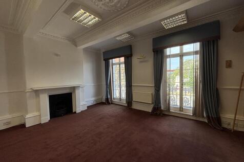 Office for sale Image 8