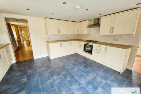 9855c31a-10000120...