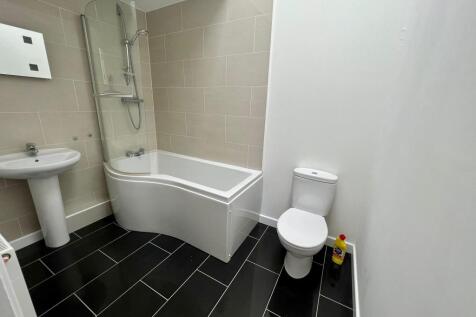 Falcon Drive, Christchurch, Dorset, BH23 photo 5