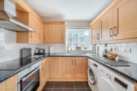 1356095-18-68d289fc4ebc5