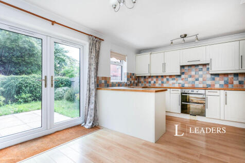 Fishers Field, Buckingham, Buckinghamshire, MK18 photo 3