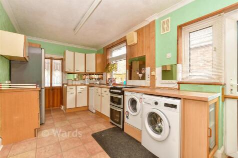 Kitchen/ Breakfast Room