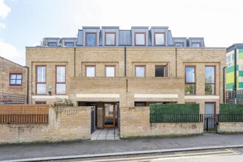 Forest Road, E11