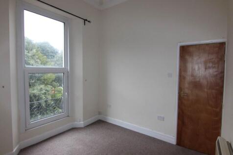 1 Upper Kewstoke Road, Weston-super-Mare, North Somerset photo 3