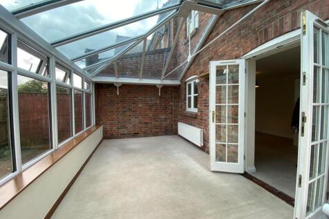 Woodman Court, Shaftesbury, Dorset photo 4