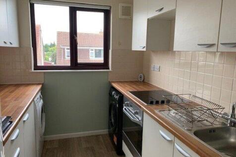 Silvercourt, Fosse Way, Nailsea, Bristol, BS48 photo 3