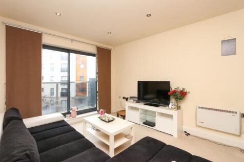 Living Room2.jpg