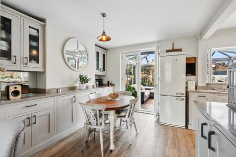 Saxton Mee Flora Dene 0035.jpg