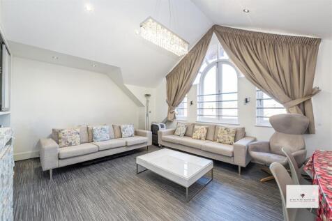 Alexandra Court 28-002 HR - HPA.jpg