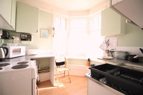 Bedsit 2, 14B Albert Road Kitchen.JPG