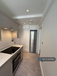 Kitchen (Fridge)