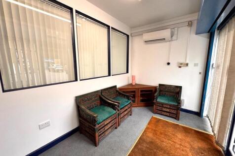 WhatsApp Image 2025-04-14 at 11.33.06_48d37a46.jpg