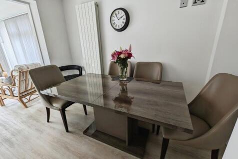 pbox-dining_room-343444.jpg