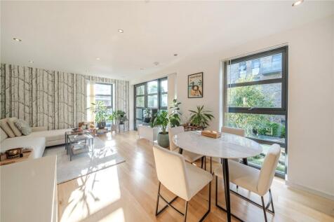 Reception/Kitchen