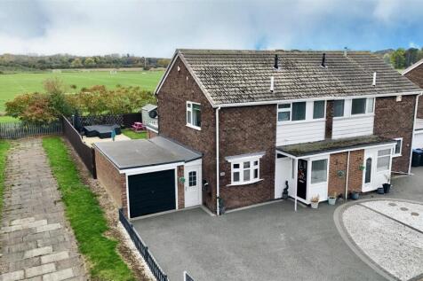 Middlesbrough, TS5 - property photo