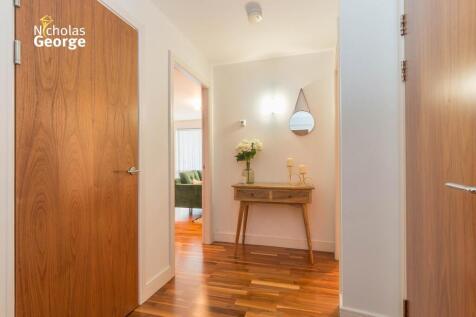 Hemisphere 226 Hallway.jpg