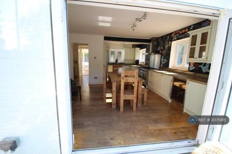 Molehill Road, Whitstable, CT5 photo 3