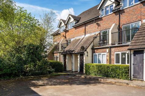 9-Crowhurst-Mead-4.jpg