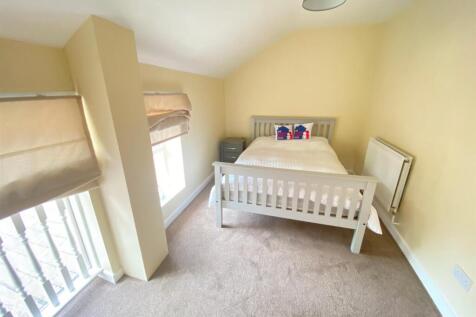 2-bed flat on Radbourne Street, Derby, DE22 3HB - Students 27/28, £585/mo