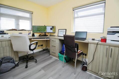 BEDROOM FOUR / OFFICE