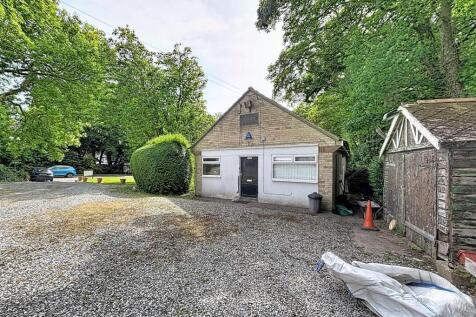 BUNGALOW - OUTBUILDING