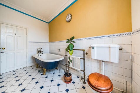 1368868-7-68f218b...