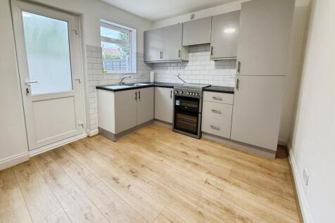 Hollystitches Road, Nuneaton, CV10 photo 3