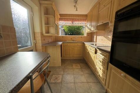 Cornwall Road, Heald Green, Cheadle photo 4