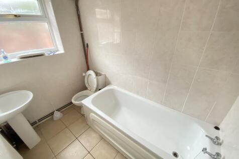 12 Forfield Place, Leamington Spa, CV31 1HG photo 4