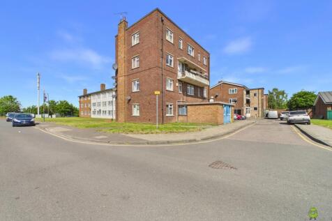 Front Aspect - presented by James Hillier Ewemove 