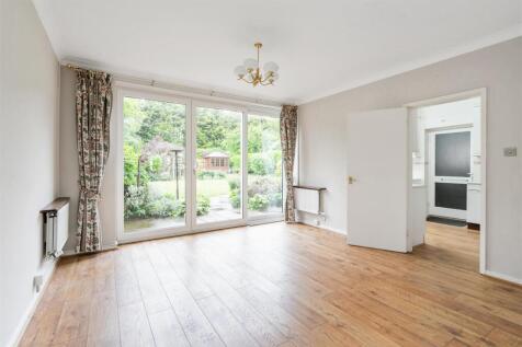 67A Hampton Lane_23.jpg