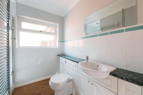 6 Meadow Way, Hitchin-04.jpg