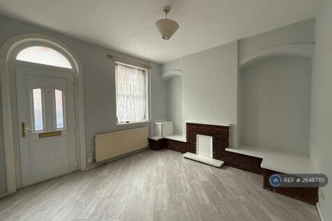 Front Room Photo 2