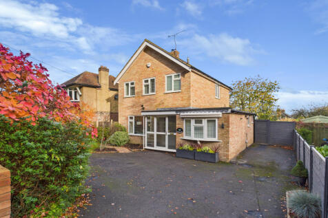 CAM01354G0-PR0612-STILL003