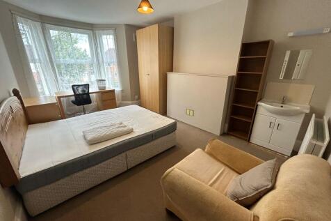 149 Tachbrook Road, Leamington Spa photo 5