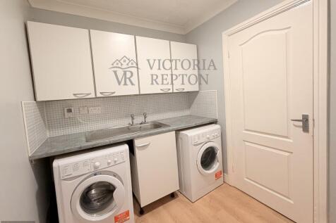 Smithcourt Drive, Little Stoke BS34 photo 3