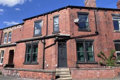 Aberdeen Walk (Room 5), Armley, Leeds photo 4
