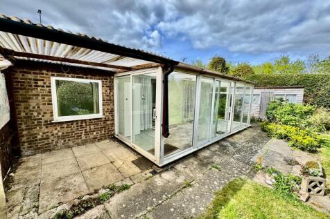 Conservatory &amp; Covered Area
