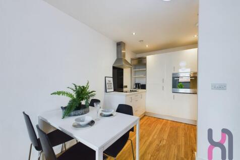 11 Plaza Boulevard, Liverpool, L8 photo 3