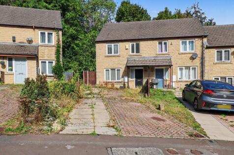 15 Hebble Brook Close, Mixenden, Halifax, West Yorkshire, HX2 8UJ