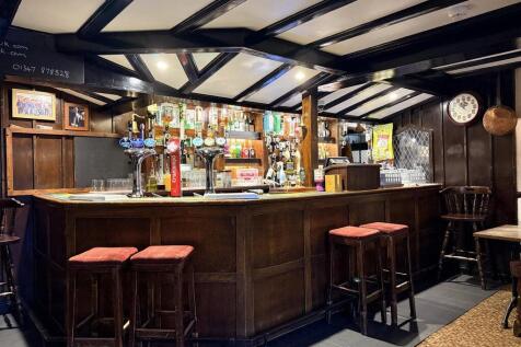 Pub for sale Image 11