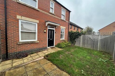 Maybury Close, Kettering, Northants photo 2