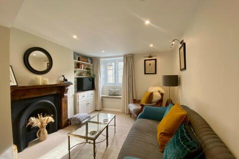 Bedroom 2/ Reception room
